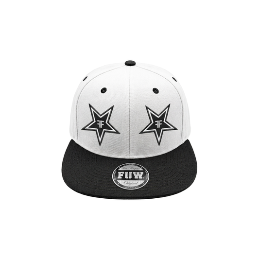 WHITE ROCKSTAR SNAPBACK