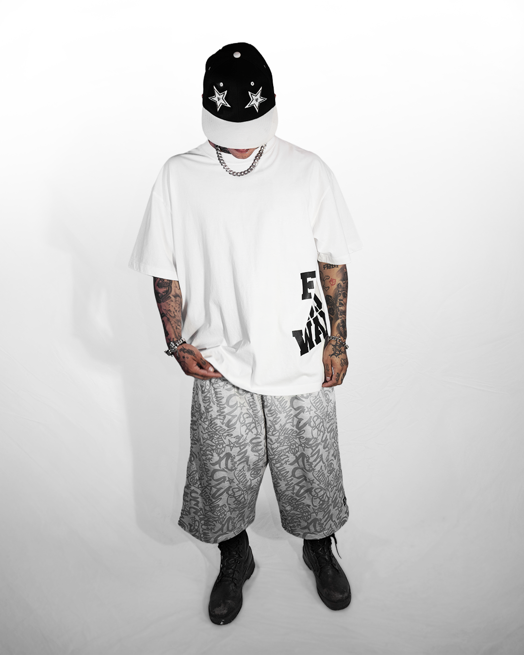 WHITE SIDE TEE