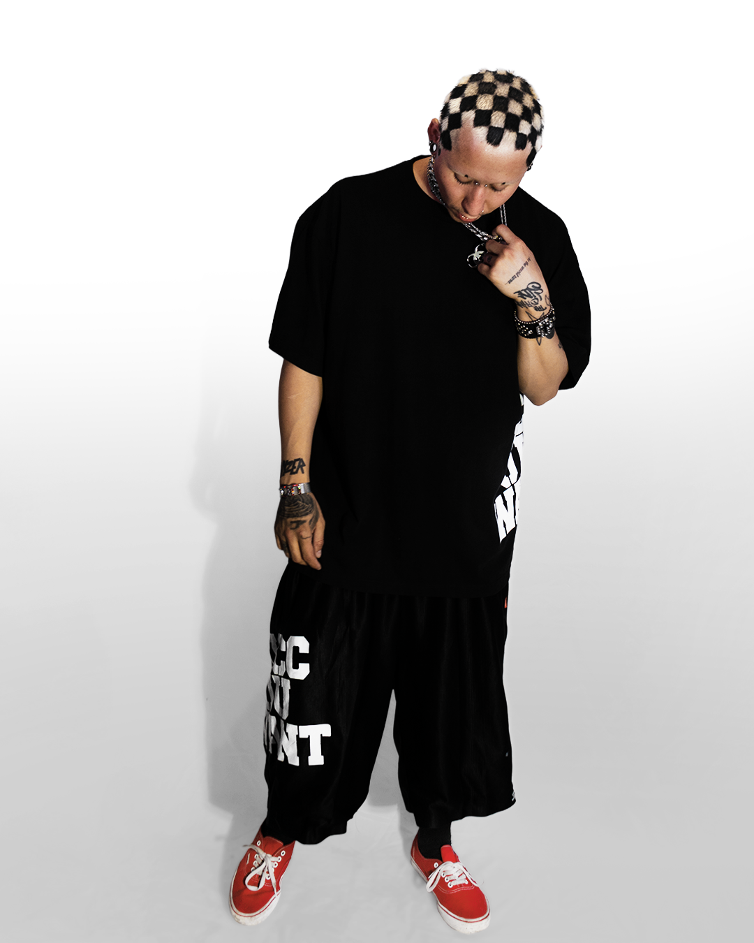 BLACK SIDE TEE